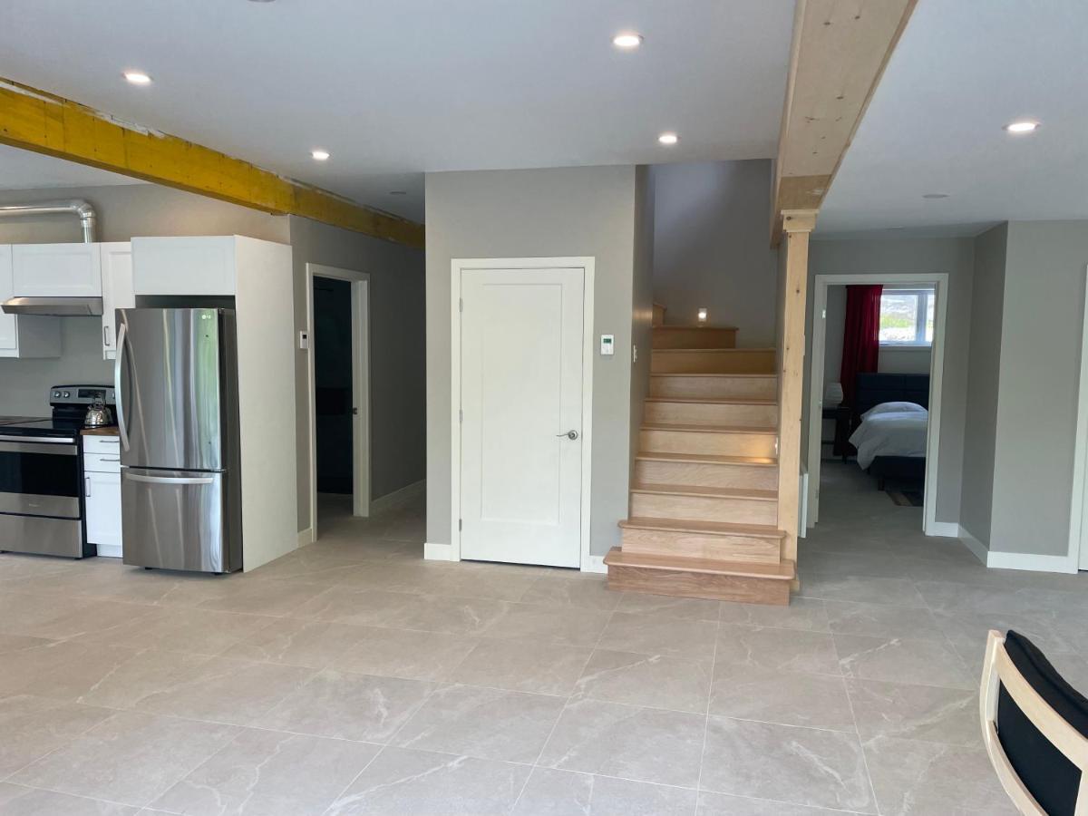 Les Chalets Du Lac Grenier Chertsey Exterior photo