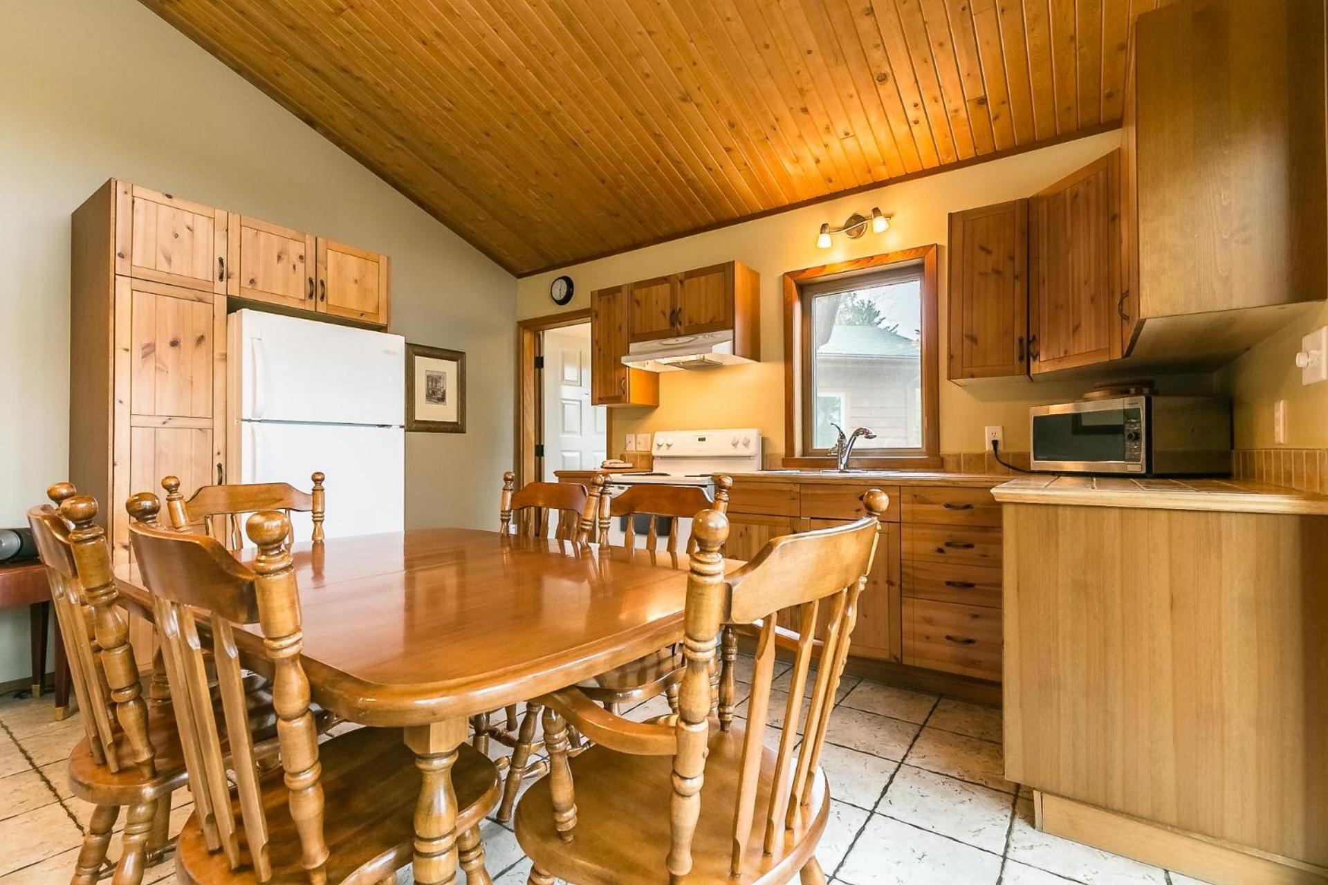 Les Chalets Du Lac Grenier Chertsey Room photo