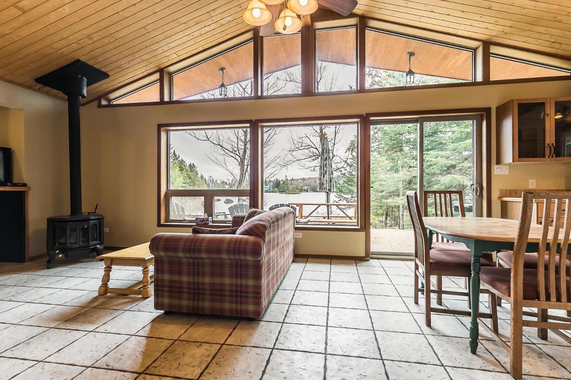 Les Chalets Du Lac Grenier Chertsey Room photo