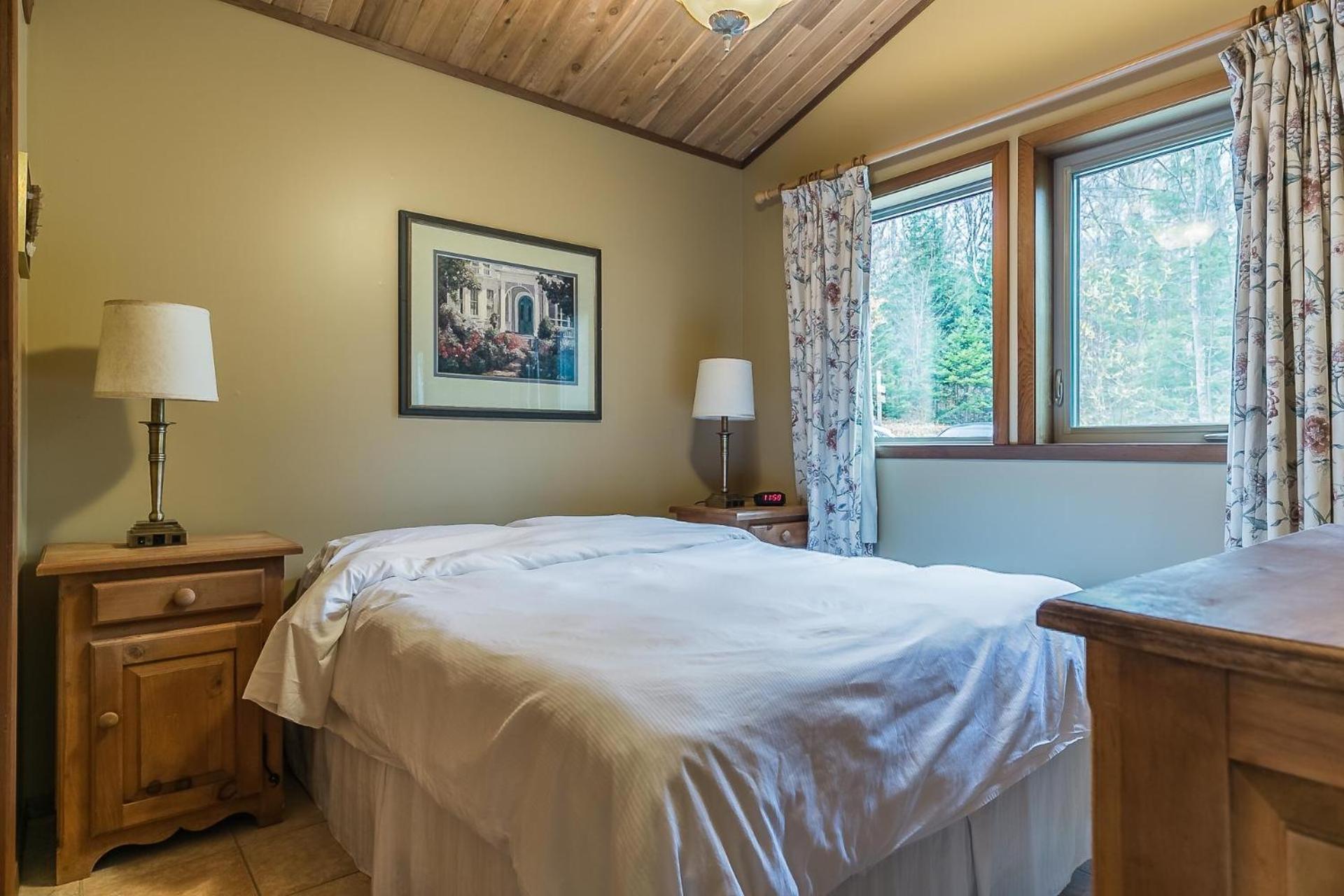 Les Chalets Du Lac Grenier Chertsey Room photo
