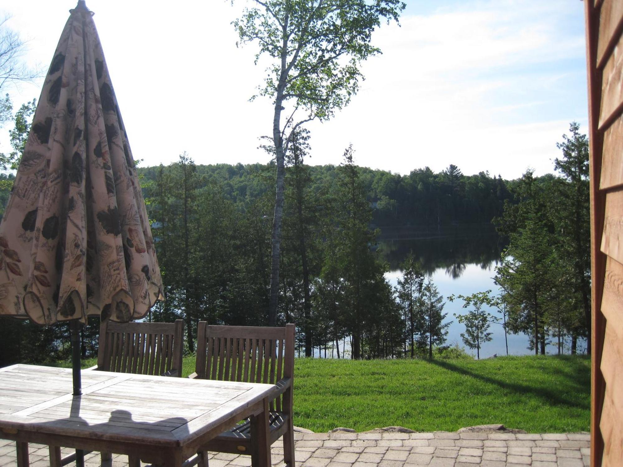 Les Chalets Du Lac Grenier Chertsey Exterior photo